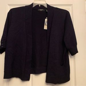 Adorable navy crop sweater